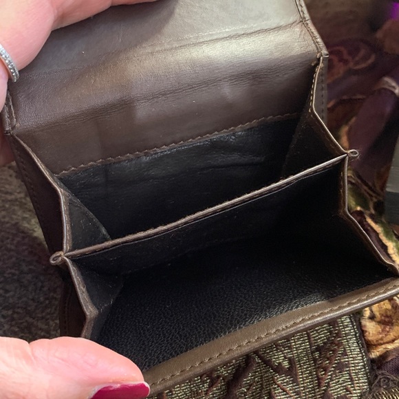 1DAY SALE🔥Authentic GUCCI Monogrammed interlocking GG canv /leather snap wallet - Picture 14 of 16